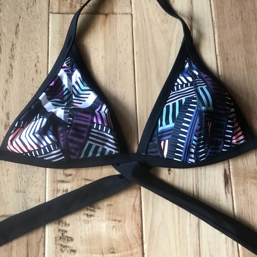 Victoria’s Secret PINK bikini top 👙